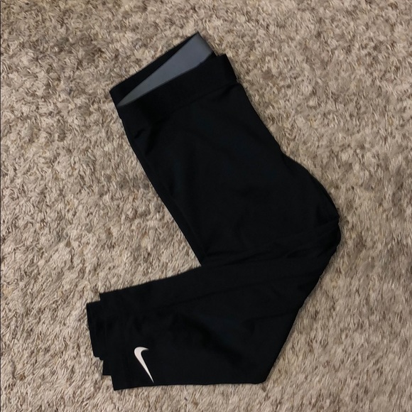 Nike Other - Knee length Nike Pro leggings